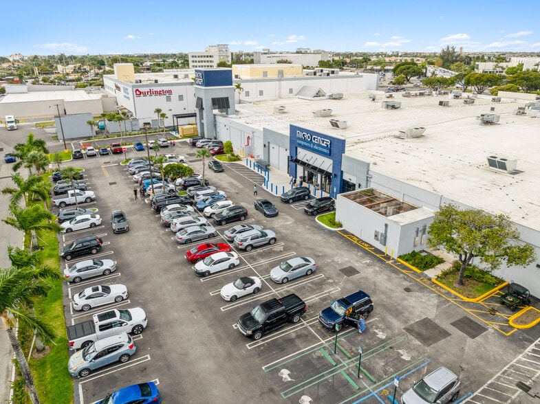 Primary Photo Of 7795 W Flagler St, Miami Unknown For Lease