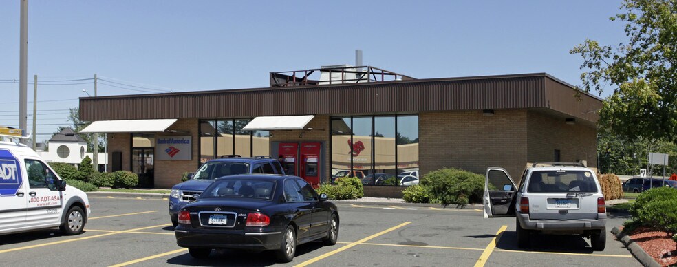 More Photos Of 1060 W Main St, Branford Unknown For Lease