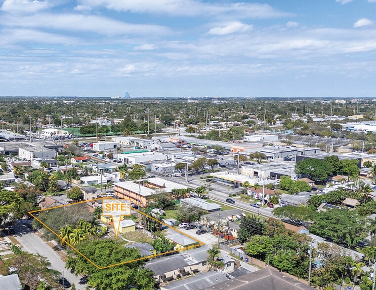 More Photos Of 1935-1951 Lincoln St, Hollywood Land For Sale
