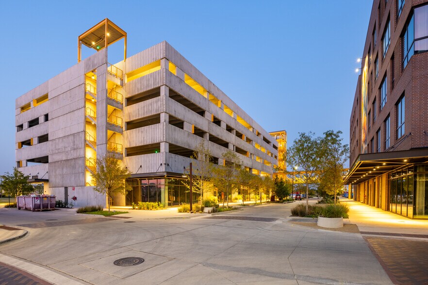 More Photos Of 100 Jensen Dr, Houston Unknown For Lease