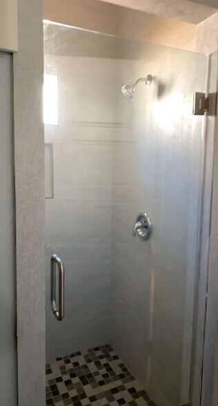 More Photos Of 800 W Sunset Valley St, Alton Apartments For Sale