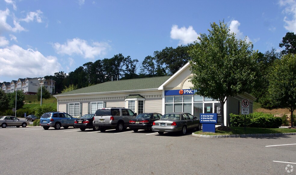 More Photos Of 181 Howard Blvd, Mount Arlington Unknown For Lease