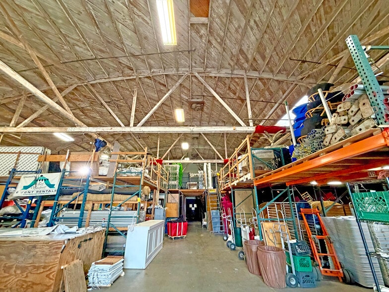 More Photos Of 436 E Gutierrez St, Santa Barbara Light Distribution For Lease