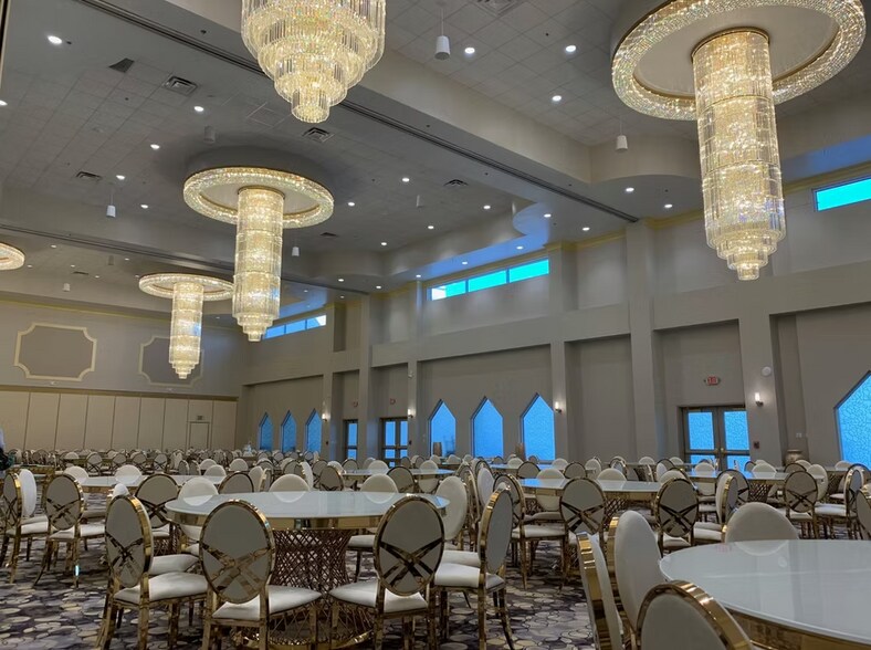 More Photos Of 951 Tristar Dr, Webster Office For Lease