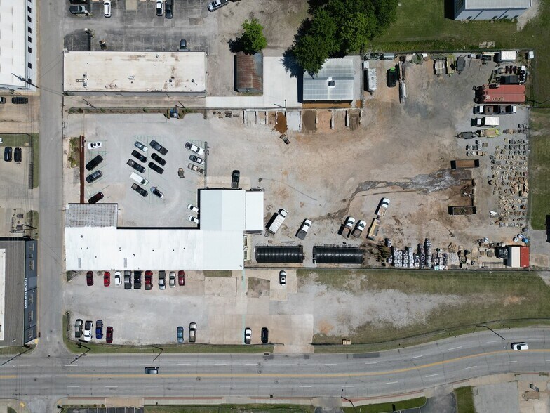 More Photos Of 1716 E 7th St, Tulsa Warehouse For Sale