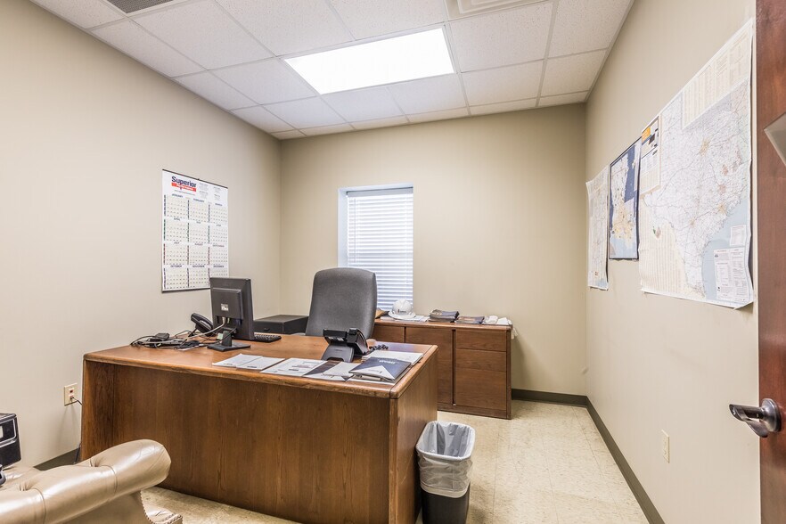 More Photos Of 200-251 Rousseau Rd rd, Youngsville Warehouse For Sale