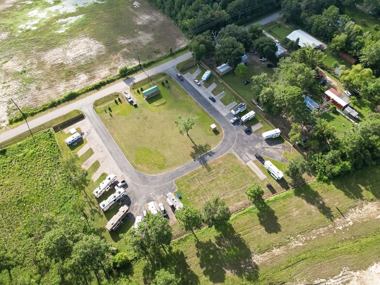 More Photos Of 16181 Lindstrom Rd, Crosby Trailer Camper Park For Sale