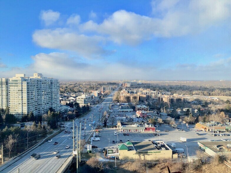 More Photos Of 7191 Yonge St, Markham Medical For Lease
