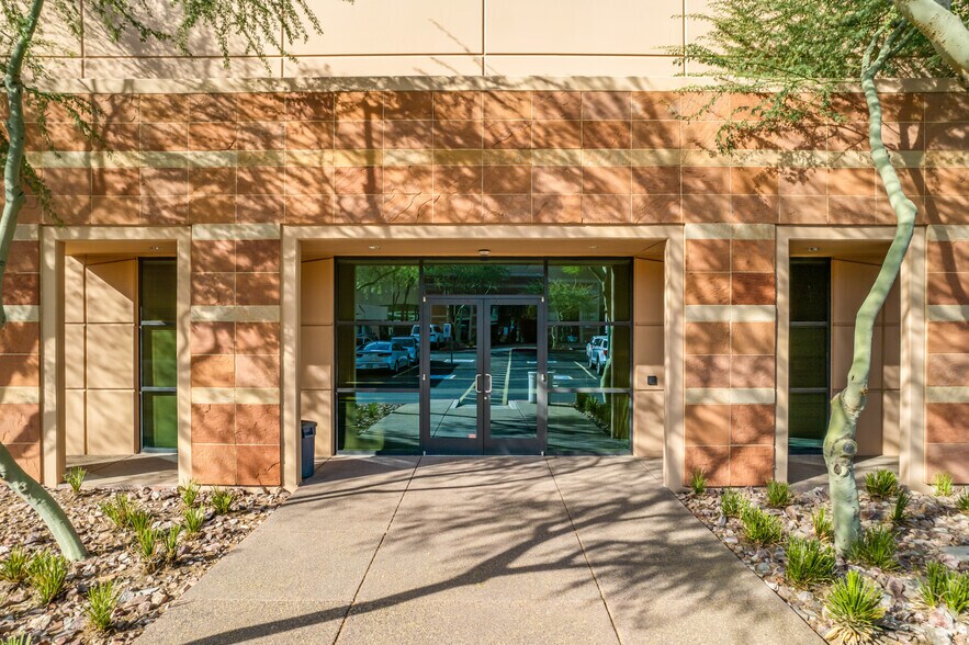 More Photos Of 2001 W Pinnacle Peak Rd, Phoenix Office For Lease
