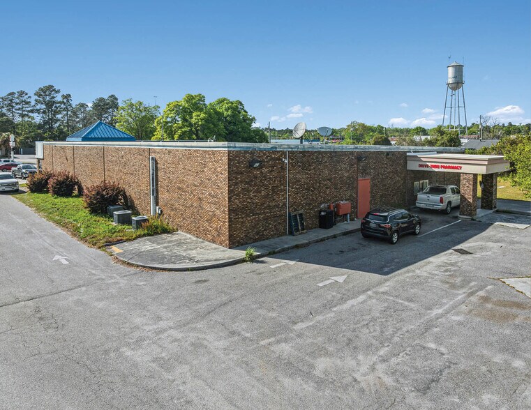 More Photos Of 206 S Main St, Hemingway Drugstore For Sale