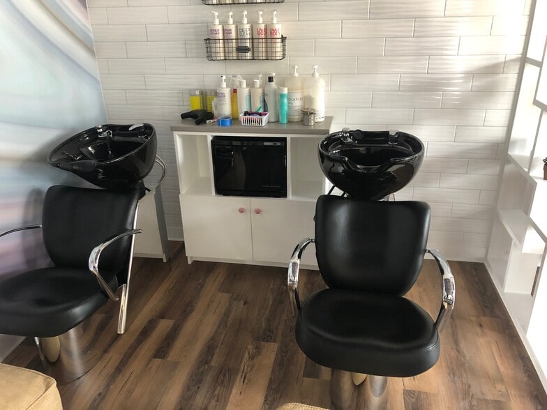 More Photos Of 3272 Main St, Manchester Storefront For Sale