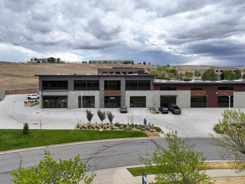 More Photos Of 1360 Horizon Ave, Lafayette Warehouse For Sale