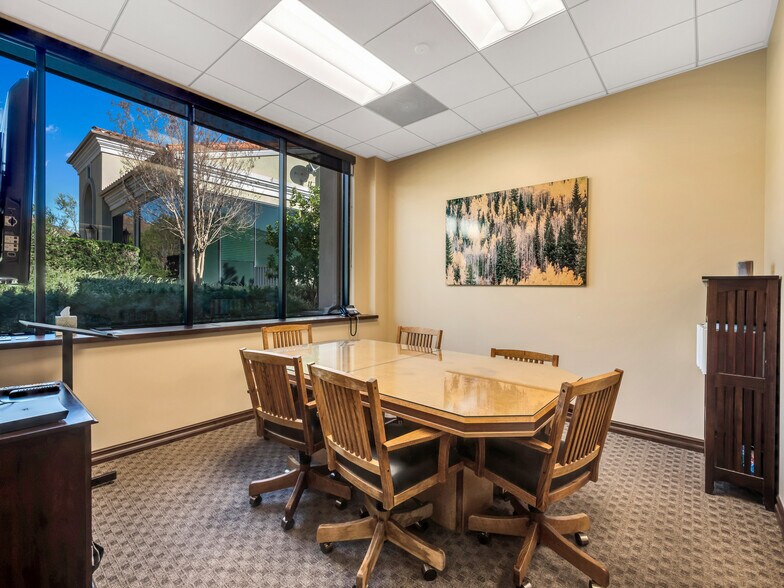 More Photos Of 3155 Old Conejo Rd, Thousand Oaks Office For Sale