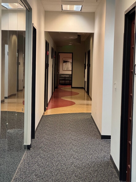 More Photos Of 3930 E Jones Bridge Rd, Peachtree Corners Office For Lease