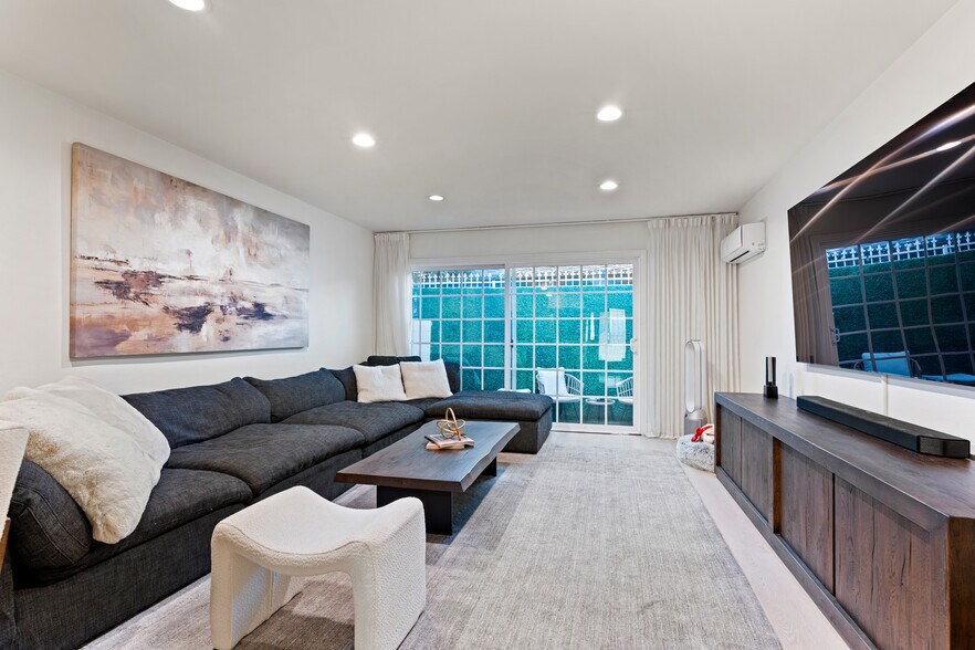 More Photos Of 4427 Camero Ave, Los Angeles Apartments For Sale
