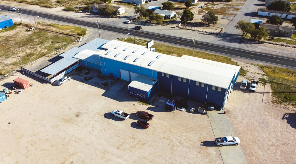 More Photos Of 14625 N Hollyhock Ave, Gardendale Warehouse For Sale