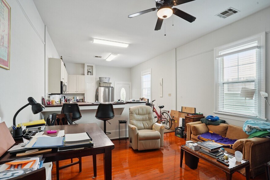 More Photos Of 4705 Iberville St, New Orleans Office For Sale