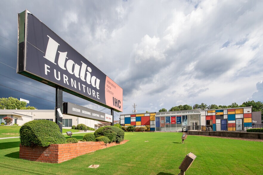 More Photos Of 6248 Dawson Blvd, Norcross Freestanding For Lease