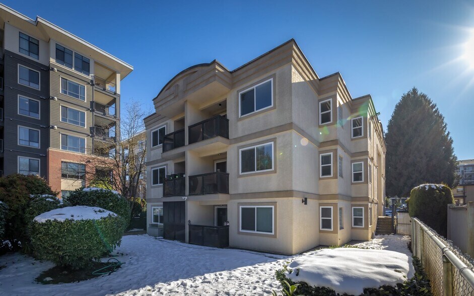 More Photos Of 33509 Marshall Rd, Abbotsford Apartments For Sale