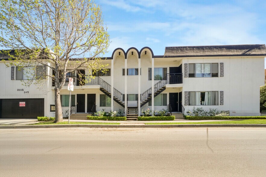 More Photos Of 3115 Ivy St, Los Angeles Apartments For Sale