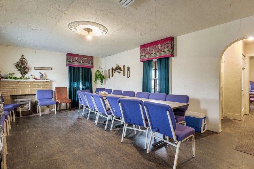 More Photos Of 900 W Cervantes St, Pensacola Religious Facility For Sale