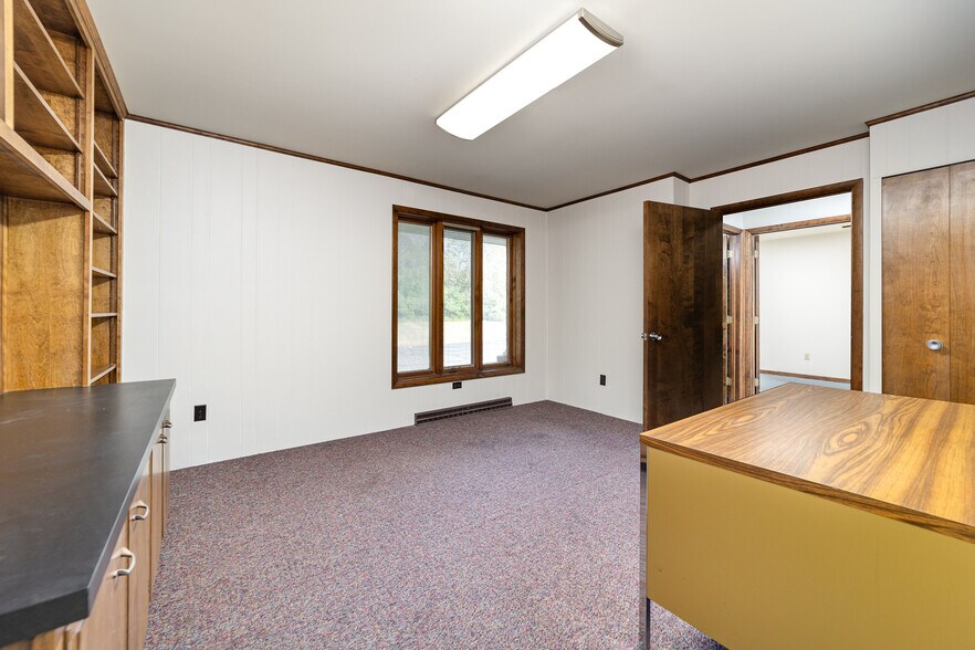 More Photos Of 3150 Hallmark Ct, Saginaw Medical For Sale