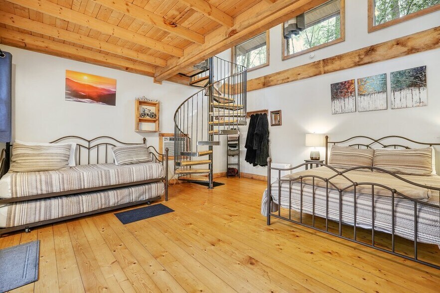 More Photos Of 400 Mulberry Gap Rd, Ellijay Hospitality For Sale