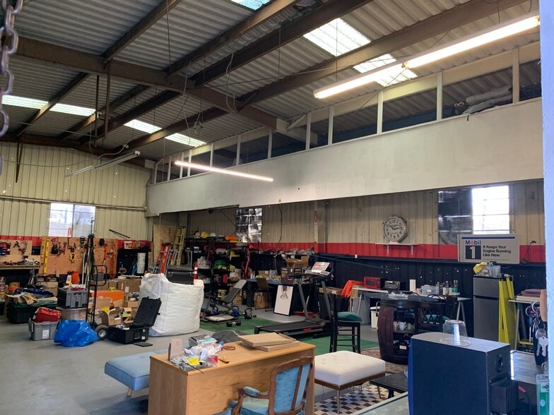 More Photos Of 765 17th St, San Diego Service For Sale