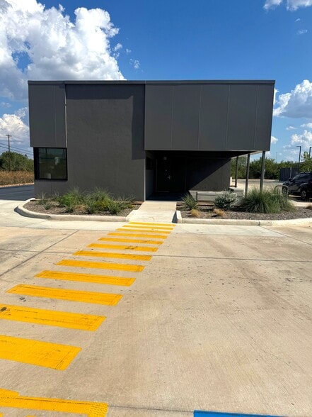 Primary Photo Of 8726 Potranco Rd, San Antonio General Retail For Sale