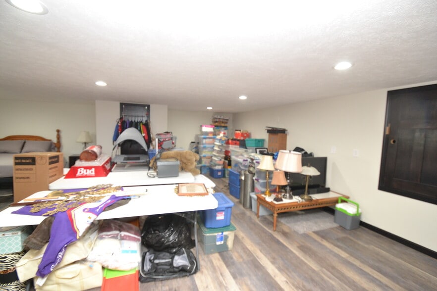 More Photos Of 3247 E State Road 28, Tipton Warehouse For Sale