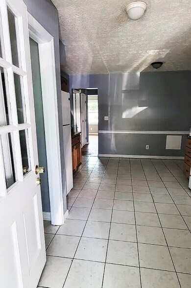 More Photos Of 1648 Alexandria Dr, Lexington Apartments For Sale