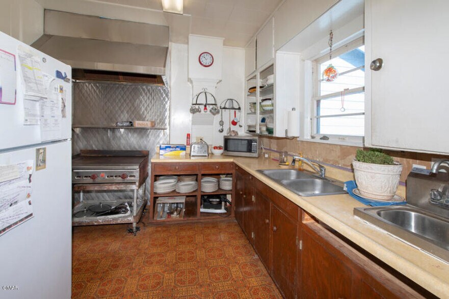 More Photos Of 37040 N Highway 1, Westport Hotel For Sale