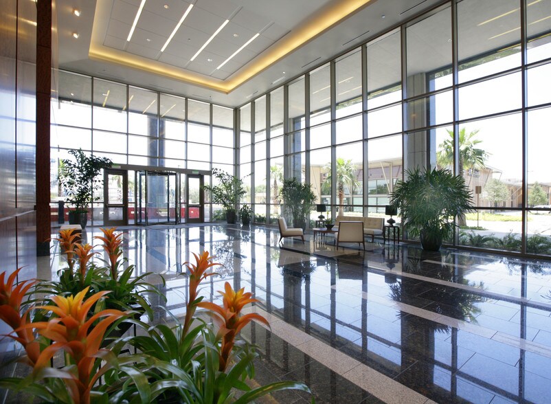 More Photos Of 4030 W Boy Scout Blvd, Tampa Office For Lease