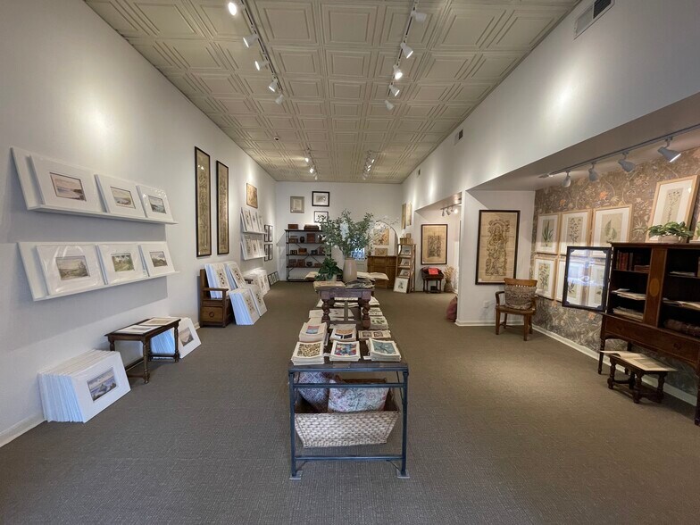 More Photos Of 1903 Cahaba Rd, Mountain Brook Storefront For Lease