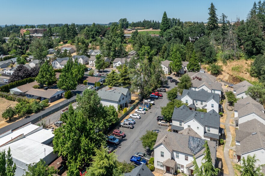 More Photos Of 1301-1371 E Santiam St, Stayton Apartments For Sale