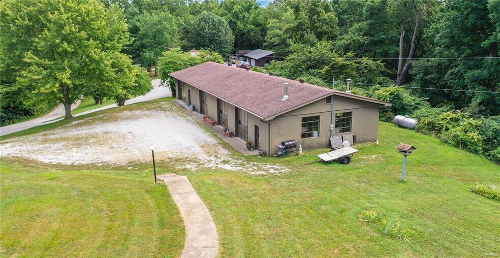 More Photos Of 1500 Gravois Rd, High Ridge Office Residential For Sale