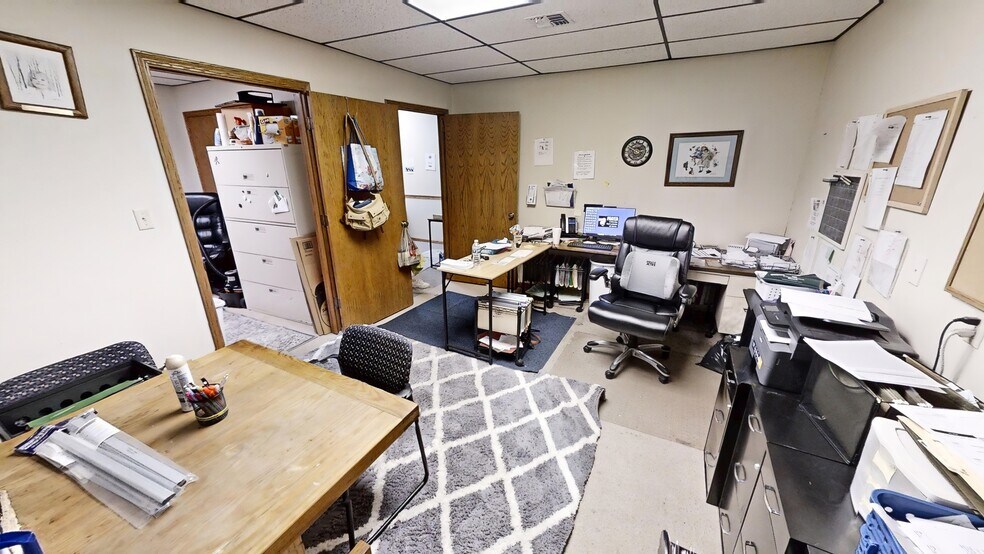 More Photos Of 103-105 103-105 E 27th St, Hays Office For Sale