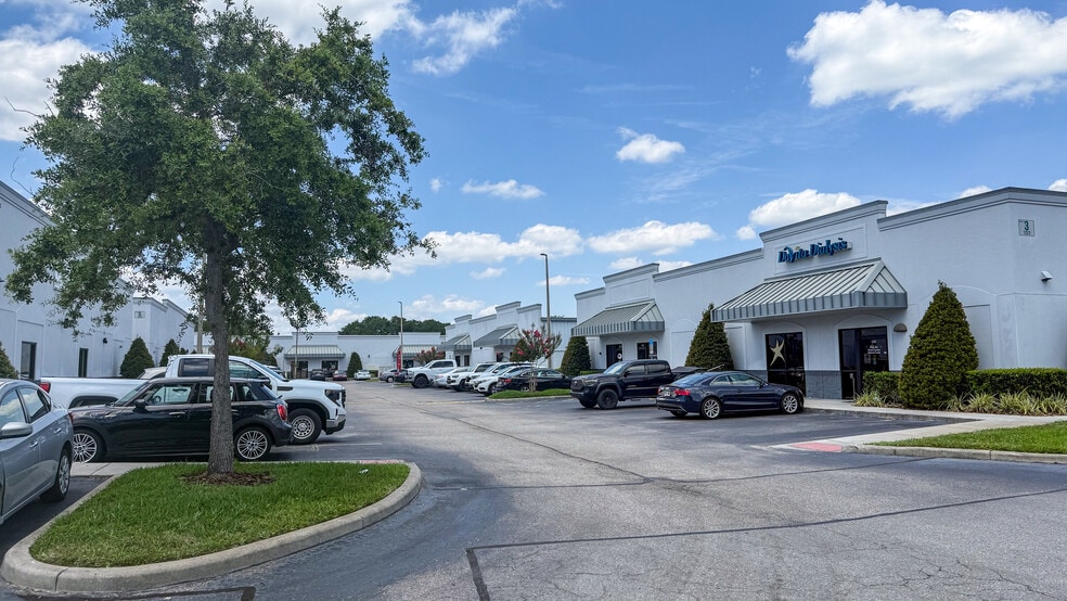 More Photos Of 1222 Winter Garden Vineland Rd, Winter Garden Unknown For Lease