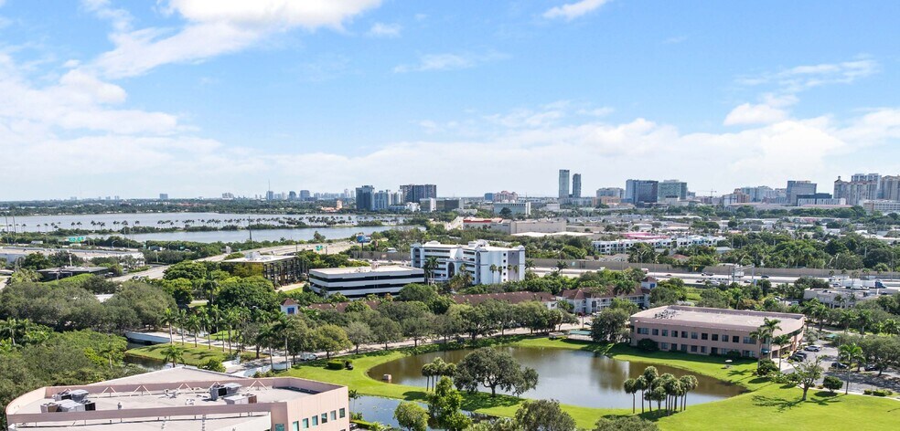 More Photos Of 1801 Centrepark Dr E, West Palm Beach Office For Sale