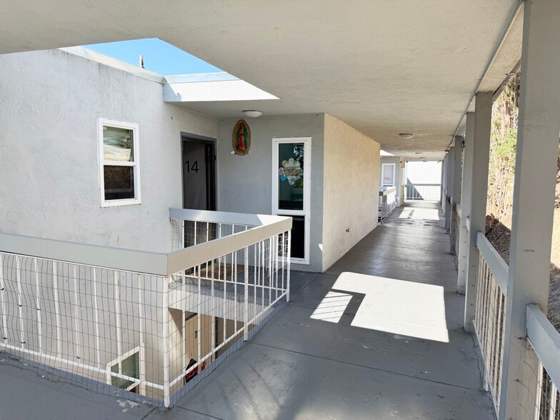 More Photos Of 944 Fletcher Ln, Hayward Apartments For Sale