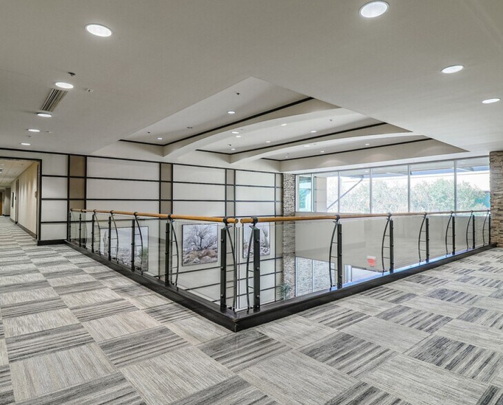 More Photos Of 1646 N Litchfield Rd, Goodyear Office For Lease