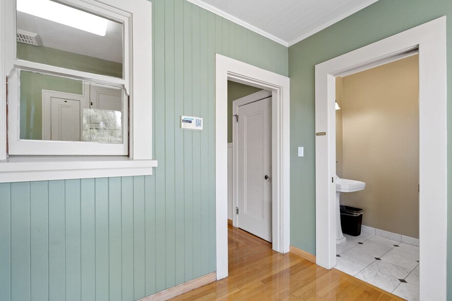 More Photos Of 1650 The Alameda, San Jose Office For Sale