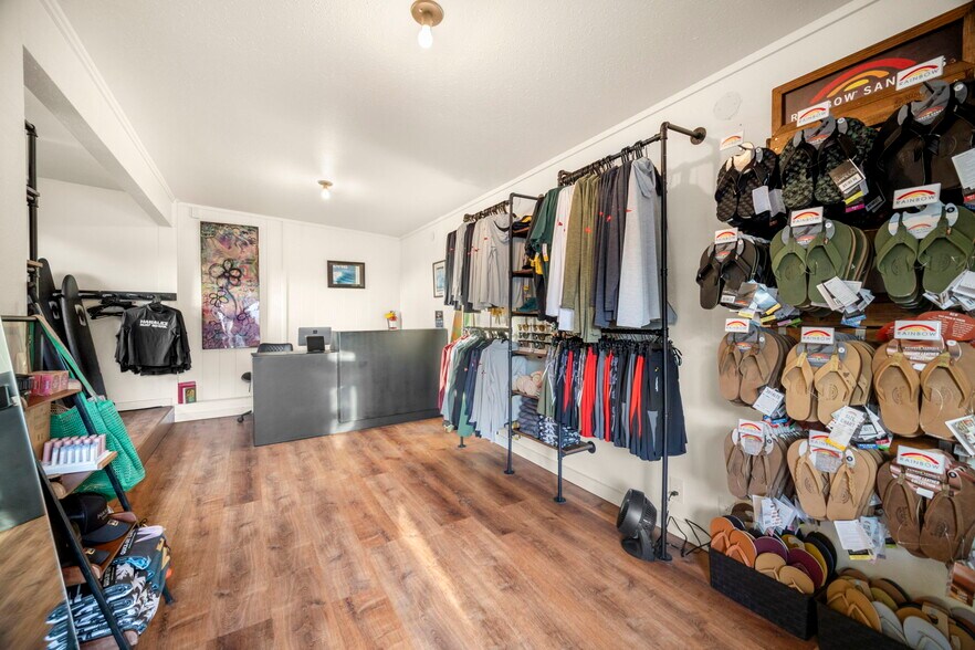 More Photos Of 5-5080 Kuhio Hwy, Hanalei Storefront Retail Office For Sale