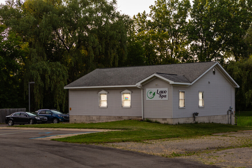 Primary Photo Of 340 W Grand River Ave, Webberville Medical For Sale