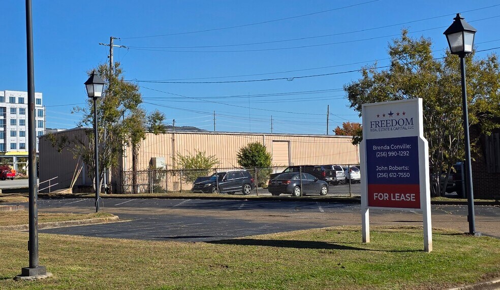 More Photos Of 120 A Woodson St NW, Huntsville Self Storage For Lease