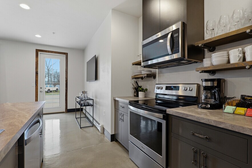 More Photos Of 171 E Rhine St, Elkhart Lake Apartments For Sale