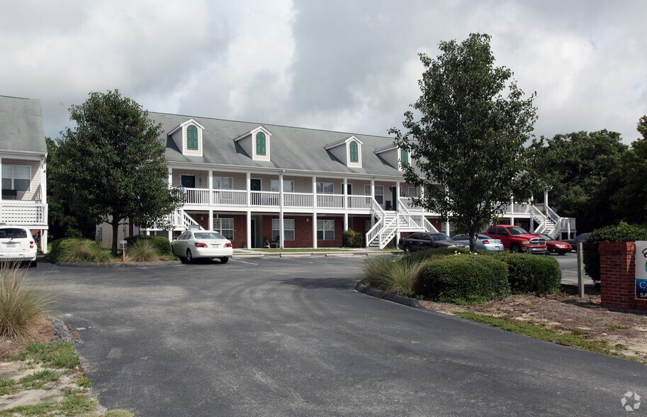 More Photos Of 15841 Us-17 Hwy S, Hampstead Apartments For Sale