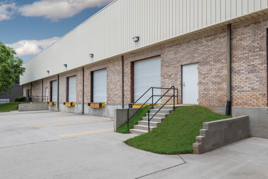 Primary Photo Of 1 Andrew Dr, Stockbridge Distribution For Lease