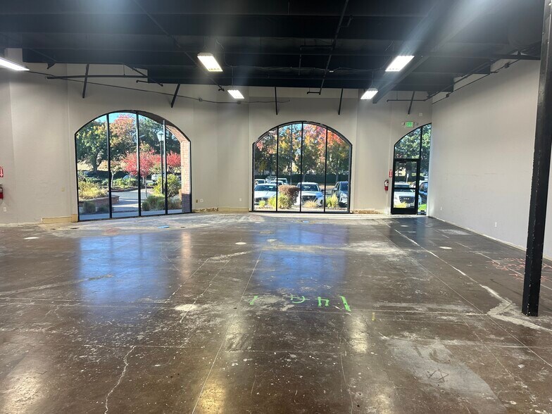 More Photos Of 10910 Olson Dr, Rancho Cordova General Retail For Lease
