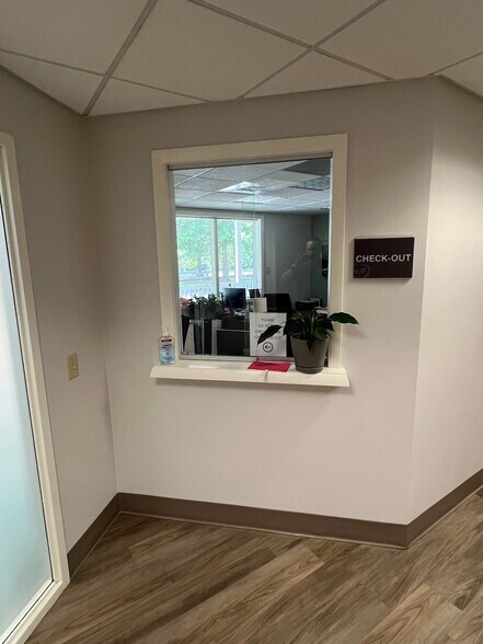 More Photos Of 3320 Old Jefferson Rd, Athens Medical For Sale